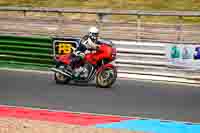 Vintage-motorcycle-club;eventdigitalimages;mallory-park;mallory-park-trackday-photographs;no-limits-trackdays;peter-wileman-photography;trackday-digital-images;trackday-photos;vmcc-festival-1000-bikes-photographs